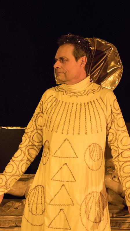 Nativity 2021-17 resized.jpg