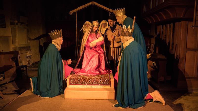 Nativity 2021-27 resized.jpg